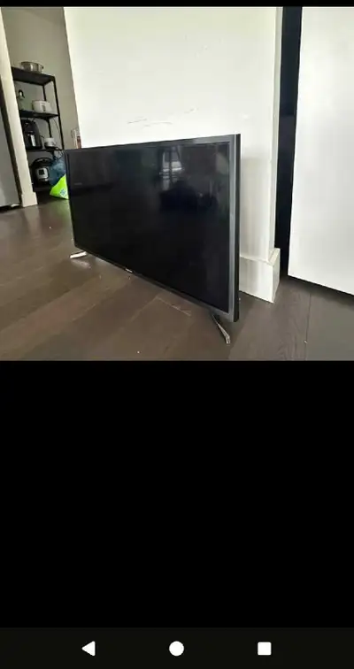 Samsung 32 inch TV WITH remote, View more