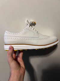 White golf shoes (could be painted) sneakers