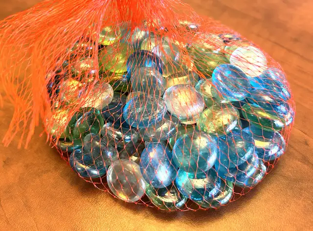 Decorative Flat Marble Beads 3 Colors in Hobbies & Crafts in Markham / York Region - Image 2