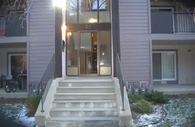 2 bedroom  condo for rent.