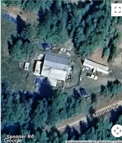 3 bed 2bath 2.1 acres 6255 Spooner Rd Likely BC $279,000 Live comfortably as it is or fix it up to y...