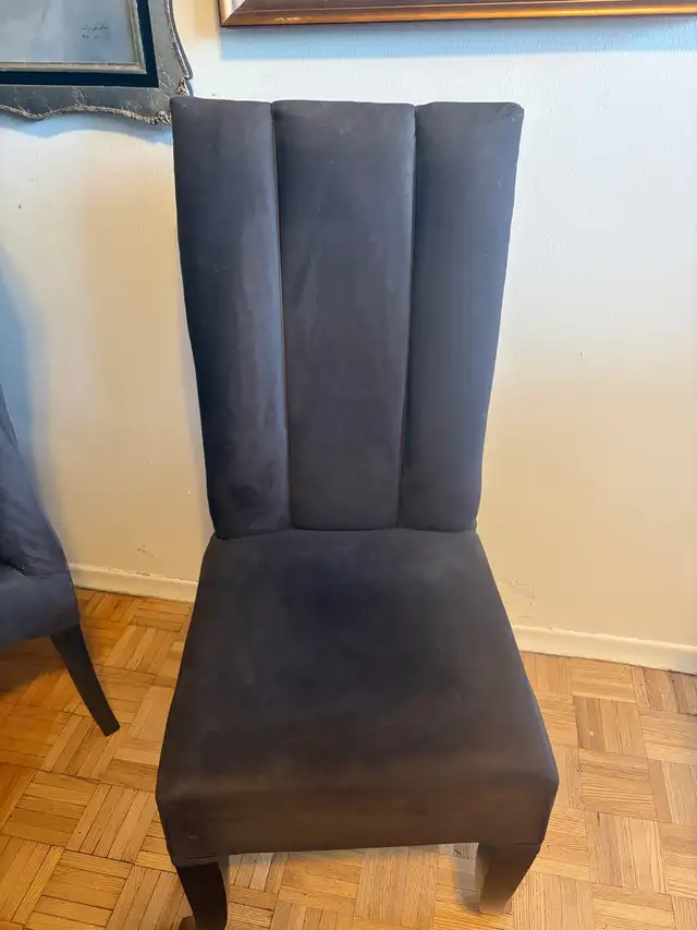 6 Dining Chairs in Chairs & Recliners in Markham / York Region - Image 3