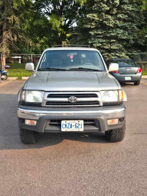 2000 Toyota 4-Runner Limited