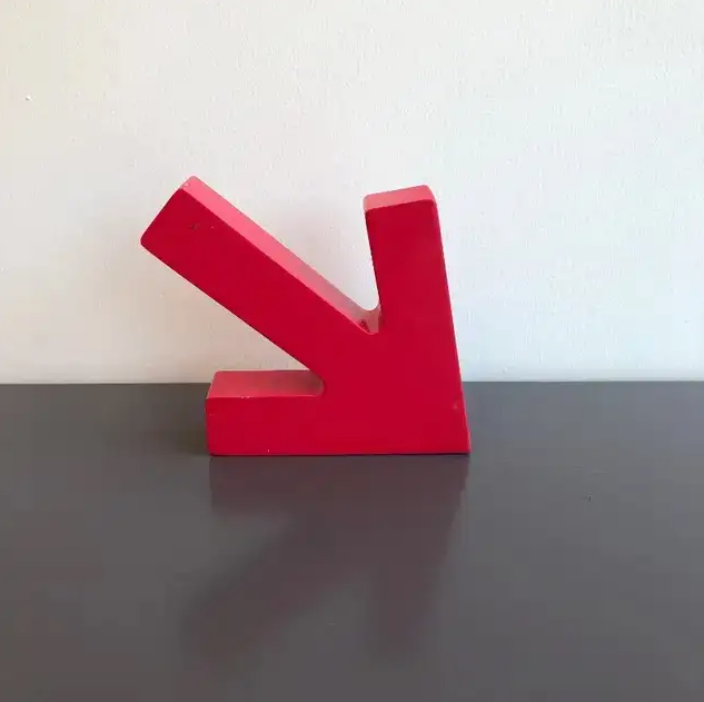 Red Arrow Coat Hook64141848595075123