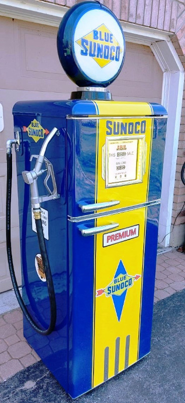 BRAND NEW "RETRO STYLE" "GAS PUMP" FRIDGE IN BLUE SUNOCO BRAND in Arts & Collectibles in Oshawa / Durham Region - Image 2