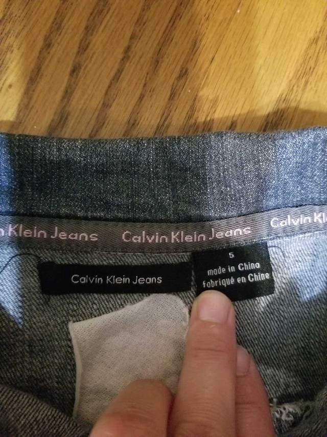 Calvin Klein Jean Jacket in Kids & Youth in North Bay - Image 2