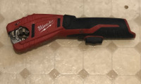 Milwaukee Tool M12 12V Lithium-Ion Cordless Copper Tubing Cutter