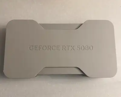 GeForce RTX 5080 FE, View more