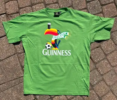 Guinness Ireland Toucan Soccer Beer Graphic Tee Mens XL, View more