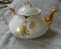 Vintage Ellgreave Tea Set For Sale