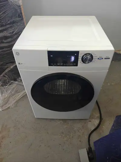 GE 24' white dryer for sale in great working condition., View more
