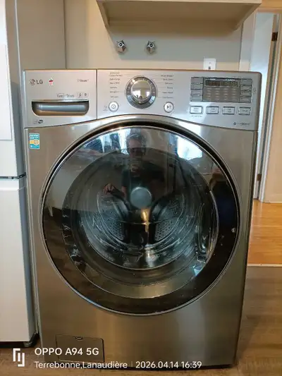 Je vends un ensemble laveuse et sécheuse LG haut de gamme, très propre et bien entretenu, idéal pour...