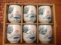 New set of 6 Asian ceramic tea cups