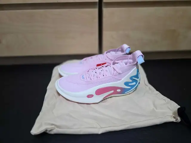 Way of Wade 11 size 8 in Men's Shoes in Mississauga / Peel Region - Image 2