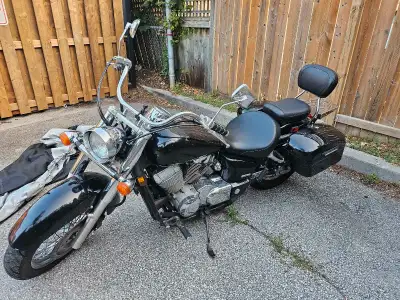 Looking to sell my 2004 honda shadow. The bike runs great starts right up all the lights work it has...