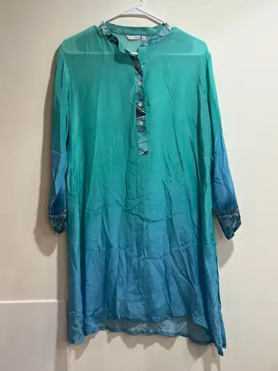 Anais Ombre blues/turquoise long top sz XL, View more