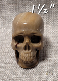Crâne Skullis 1½" jaspe naturel Small jasper Skull.