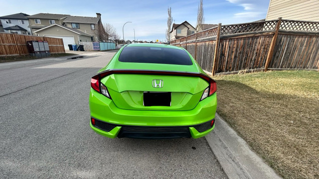 2017 Honda Civic EX-T Coupe 1.5L - Manual in Cars & Trucks in Calgary - Image 4