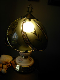 Pretty table lamp