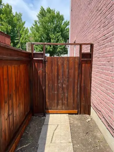 Beautiful Walkout Basement Apartment for Rent – Prime Scarborough Location (M1L 0A2) Spacious and br...