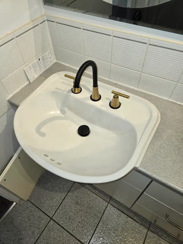 MET Plumbing Solutions490426603700244484