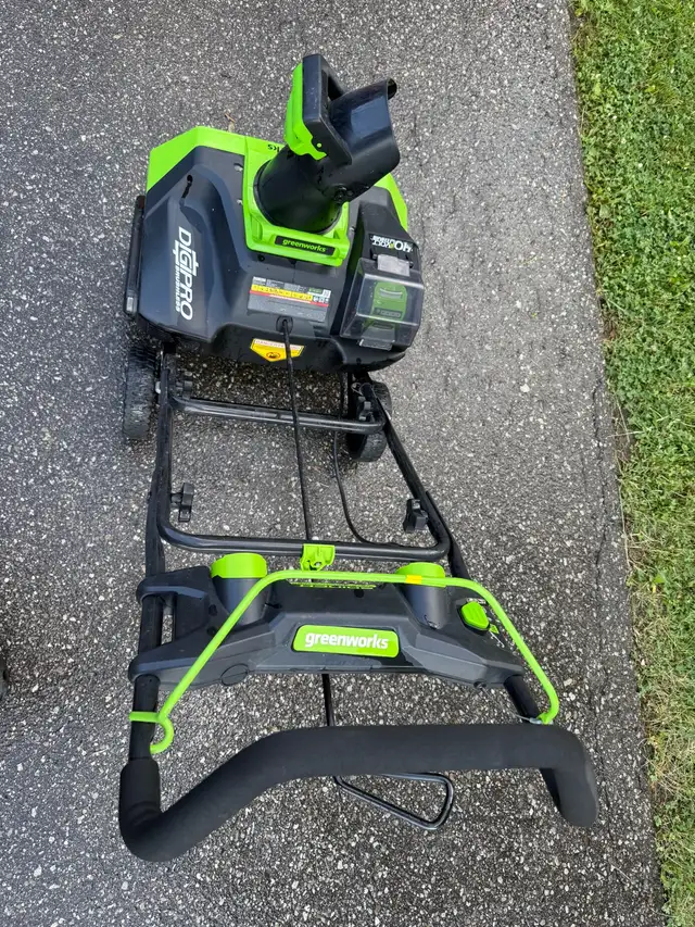 Electric Snowblower in Snowblowers in Mississauga / Peel Region - Image 4