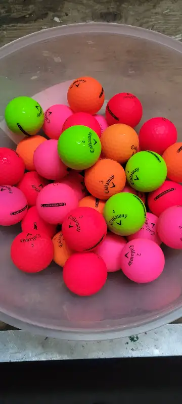 WHO DOSEN'T LOVE A BEAUTIFUL GOLF BALL. BEST PRICES AND QUALITY in Golf in Mississauga / Peel Region - Image 5