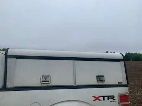Truck Topper in Cars & Trucks in Stratford