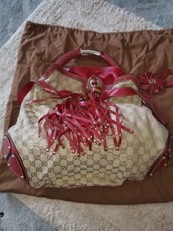 Two authentic GUCCI bags in Women's - Bags & Wallets in City of Toronto - Image 9