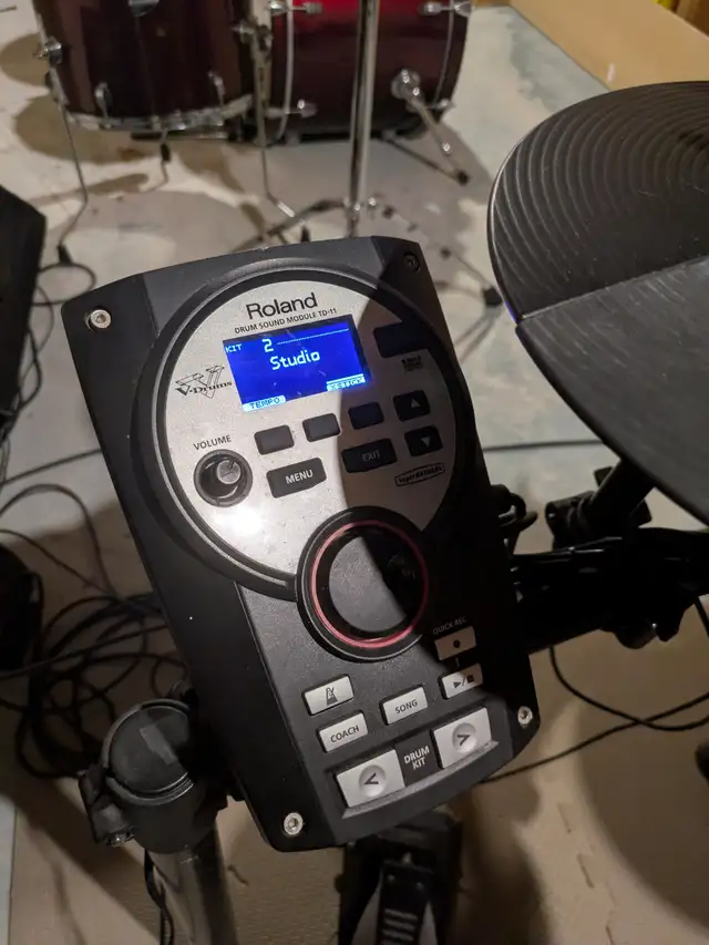 Roland TD-11 Electronic Drum Kit in Drums & Percussion in City of Halifax - Image 3