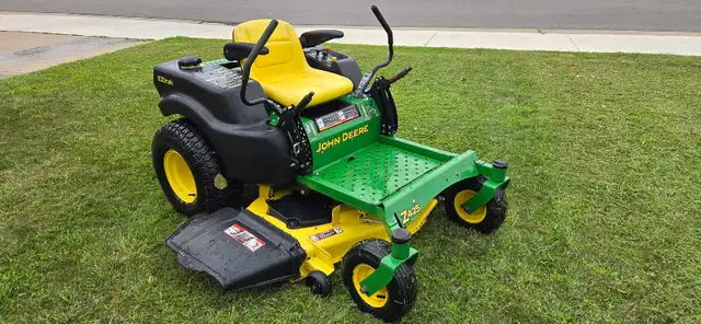 john deere z425 zero turn in Lawnmowers & Leaf Blowers in Leamington - Image 2