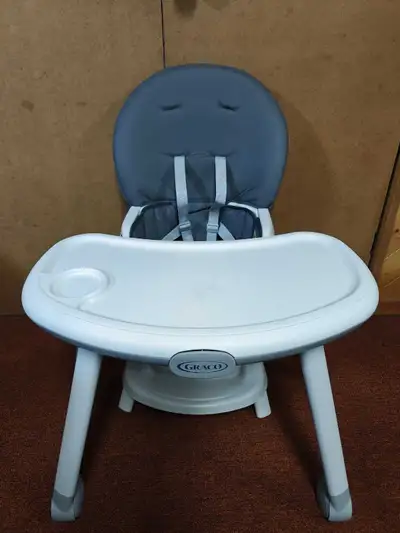 In very good condition Infant high chair to toddler chair and table Comes with the chair and table P...
