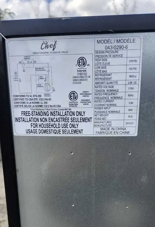 Small fridge chef (w20"/d22"/ h32"). in Refrigerators in Mississauga / Peel Region - Image 9