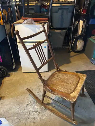 Needs paint or stain. Antique.