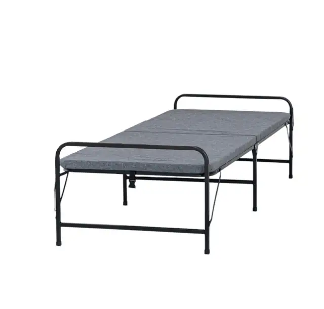 Folding Guest Bed - Lit Pliable pour Invités in Beds & Mattresses in City of Montréal - Image 3