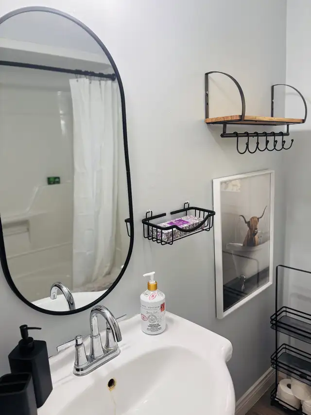 Furnished Salty River Cottage (utilities included) in Long Term Rentals in Saint John - Image 9