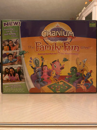 Cranium The Family Fun Board Game 8+ Factory Sealed New 2005