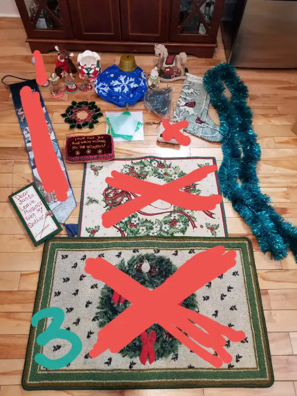 Christmas Decor- Dancing Stuffies, Wall Art & much more in Holiday, Event & Seasonal in Ottawa - Image 5
