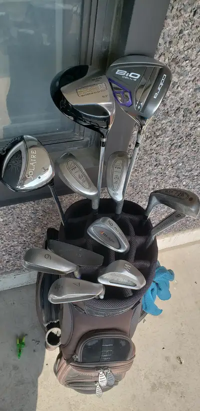 Women's golf clubs w/ Callaway bag, View more