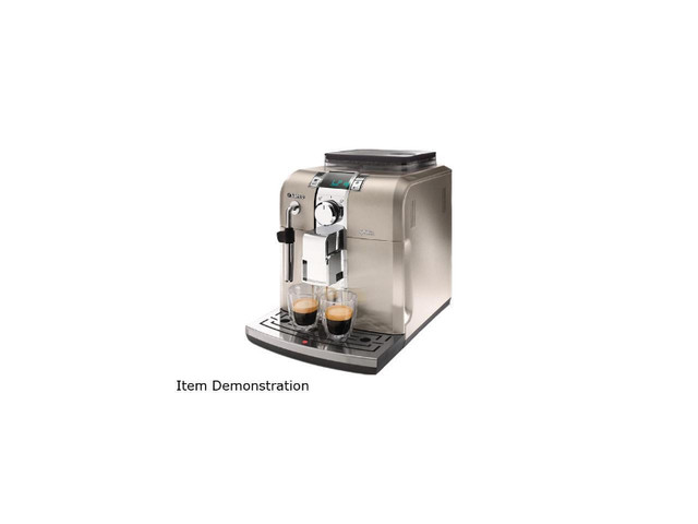Philips Saeco Syntia Super Automatic Espresso Machine HD8837/47 | Coffee  Makers | Winnipeg | Kijiji