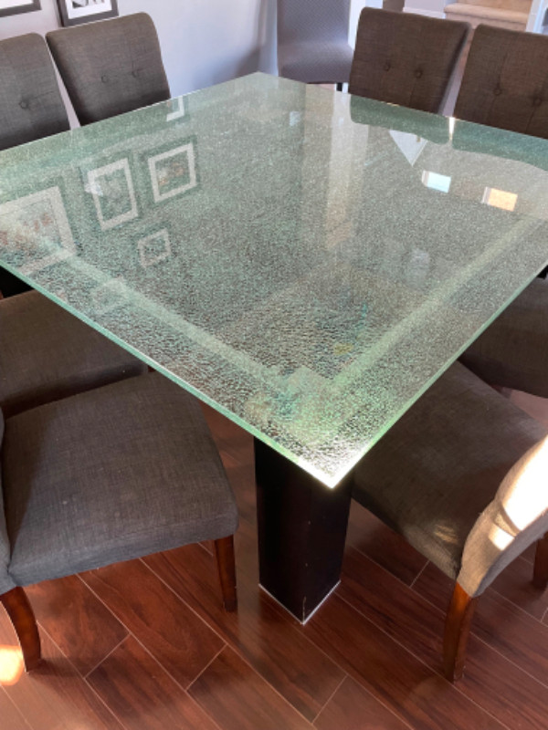 Cracked glass dining table in Dining Tables & Sets in Abbotsford - Image 3