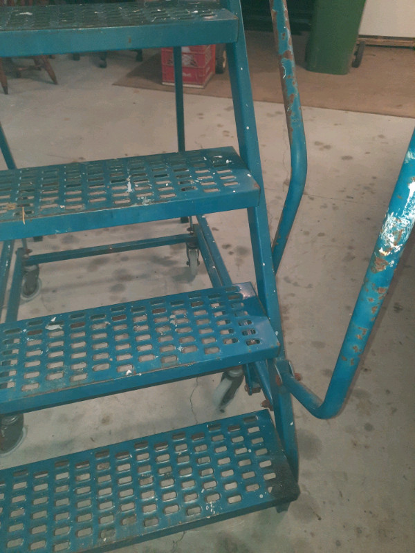ROLLING LADDER/STAIRS Ladders & Scaffolding Hamilton Kijiji