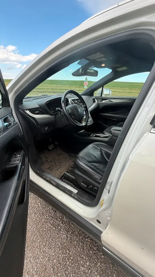 2017 Lincoln MKC 2.0T AWD62863707357698124