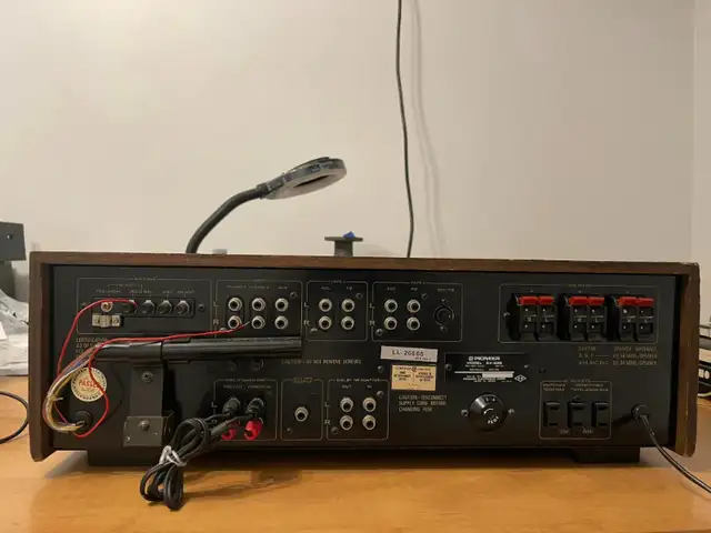 Pioneer SX-939, amazing sound 70WPC in Stereo Systems & Home Theatre in Kingston - Image 5