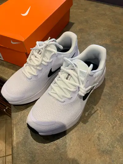 Nike revolution woman’s size 6 shoes, View more