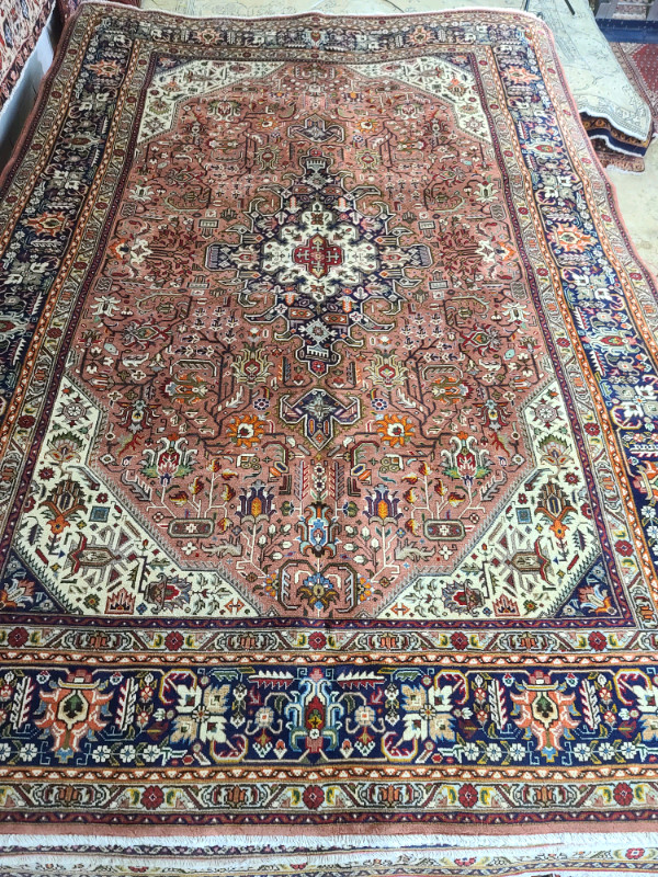 Persian rug Tabriz in Other in Markham / York Region - Image 3