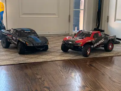Traxxas Slash Platinum Ed. And Slash 2WD w/Horizon brushless mot, View more
