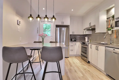 Sous-location (4 à 6 mois) – Appartement 5 ½ (3 chambres) ✨ Entièrement meublé – clé en main Disponi...