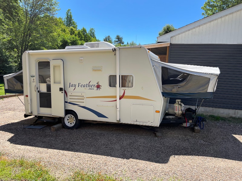 Jayco Hybrid Camper FOR SALE Travel Trailers & Campers Petawawa