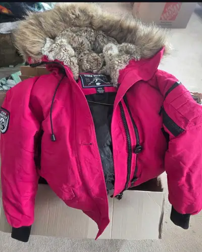 Storm Mountain Winter jacket like new (Womans) Medium, View more